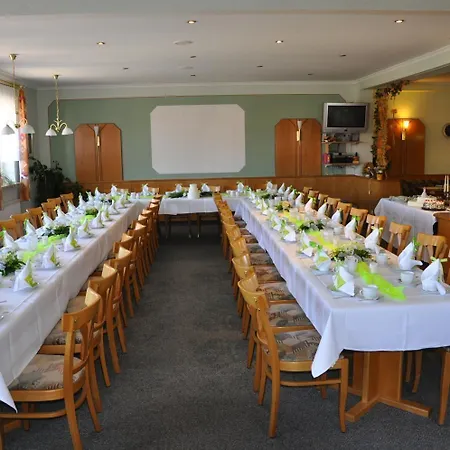 Elxleben Hotel 3*