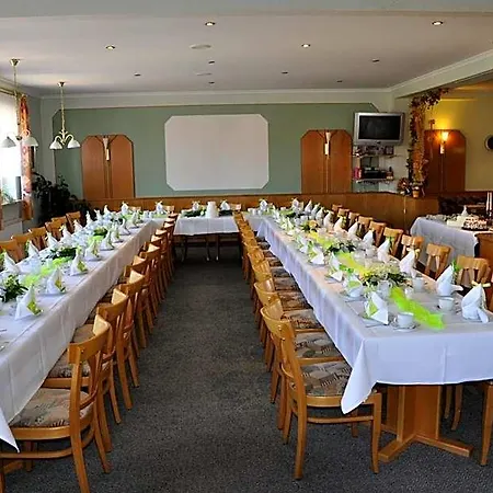 Elxleben Hotel 3*
